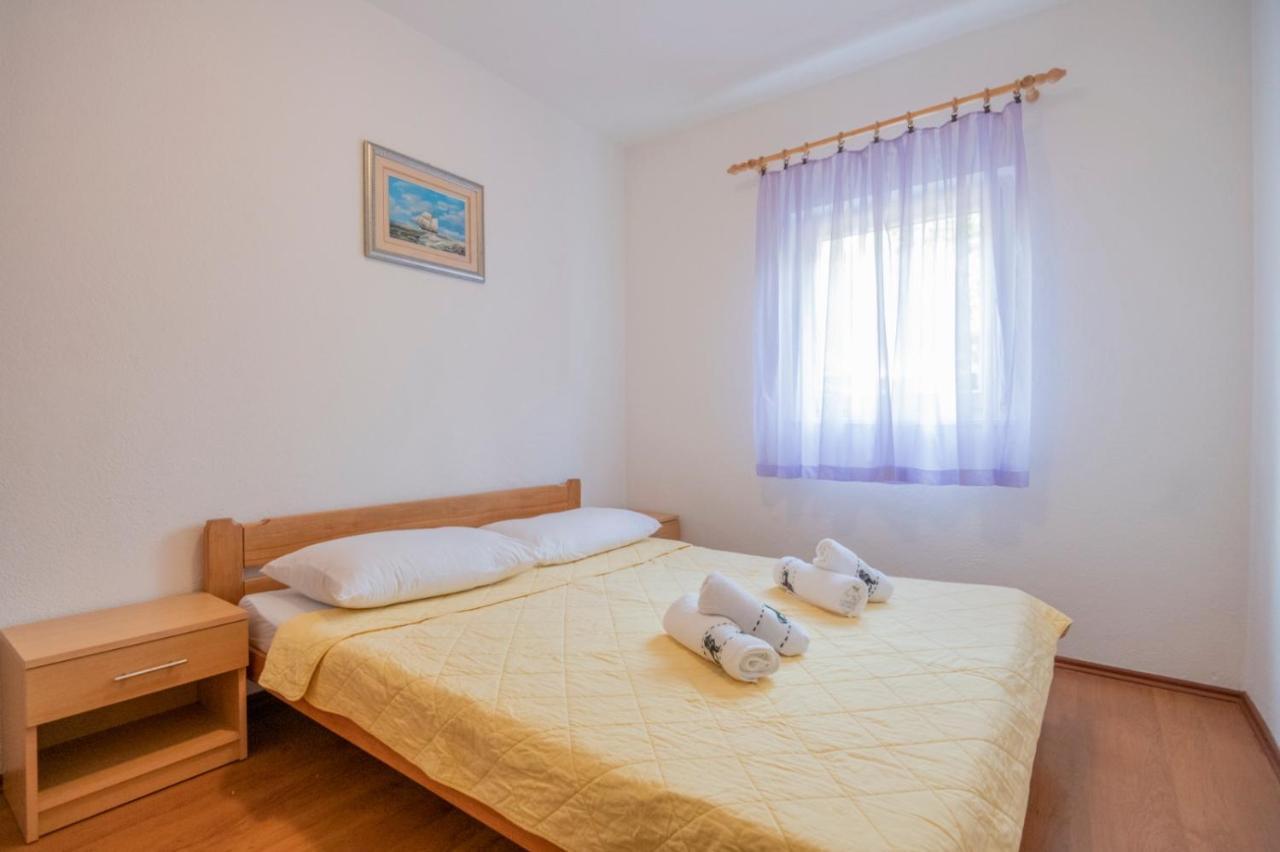 Apartments Zdravka Локва-Рогозниця Екстер'єр фото