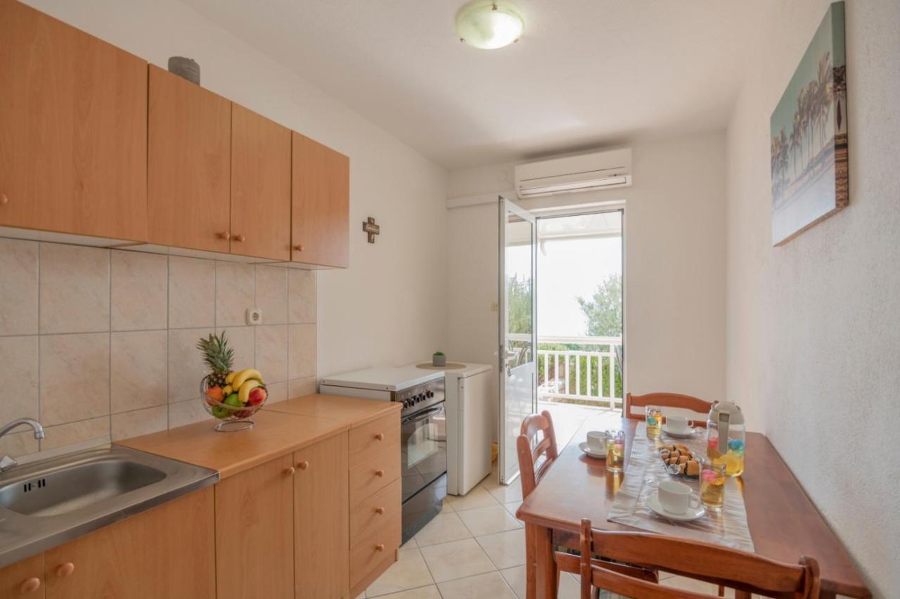 Apartments Zdravka Локва-Рогозниця Екстер'єр фото